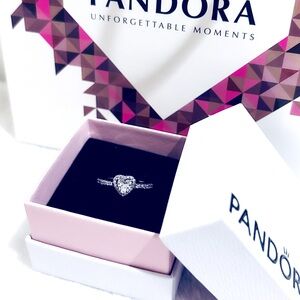 PANDORA Elevated Heart Ring {US Size 7 | EU Size 54}